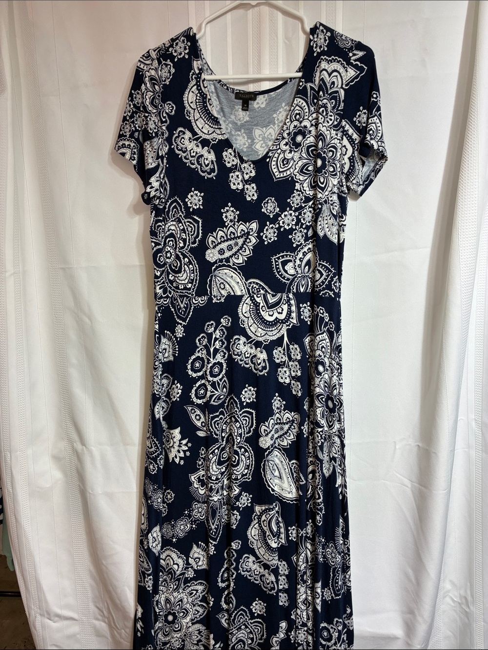 Talbots Women’s Navy & White Paisley V-Neck Maxi Dress